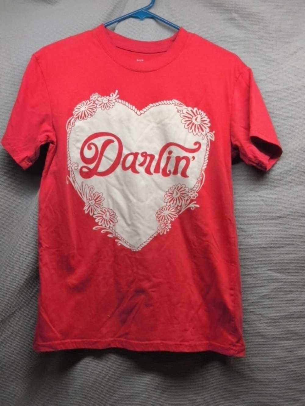 Red Darlin’ Heart Graphic Tee Western Country Cowgirl Americana Floral Small